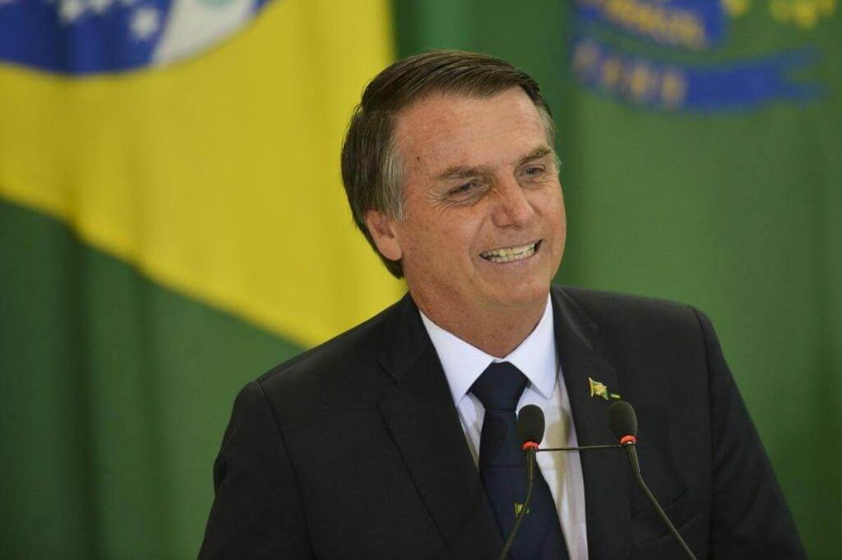 Bolsonaro aprova orçamento que prevê mais de 48 mil vagas para concursos na esfera Federal em 2019