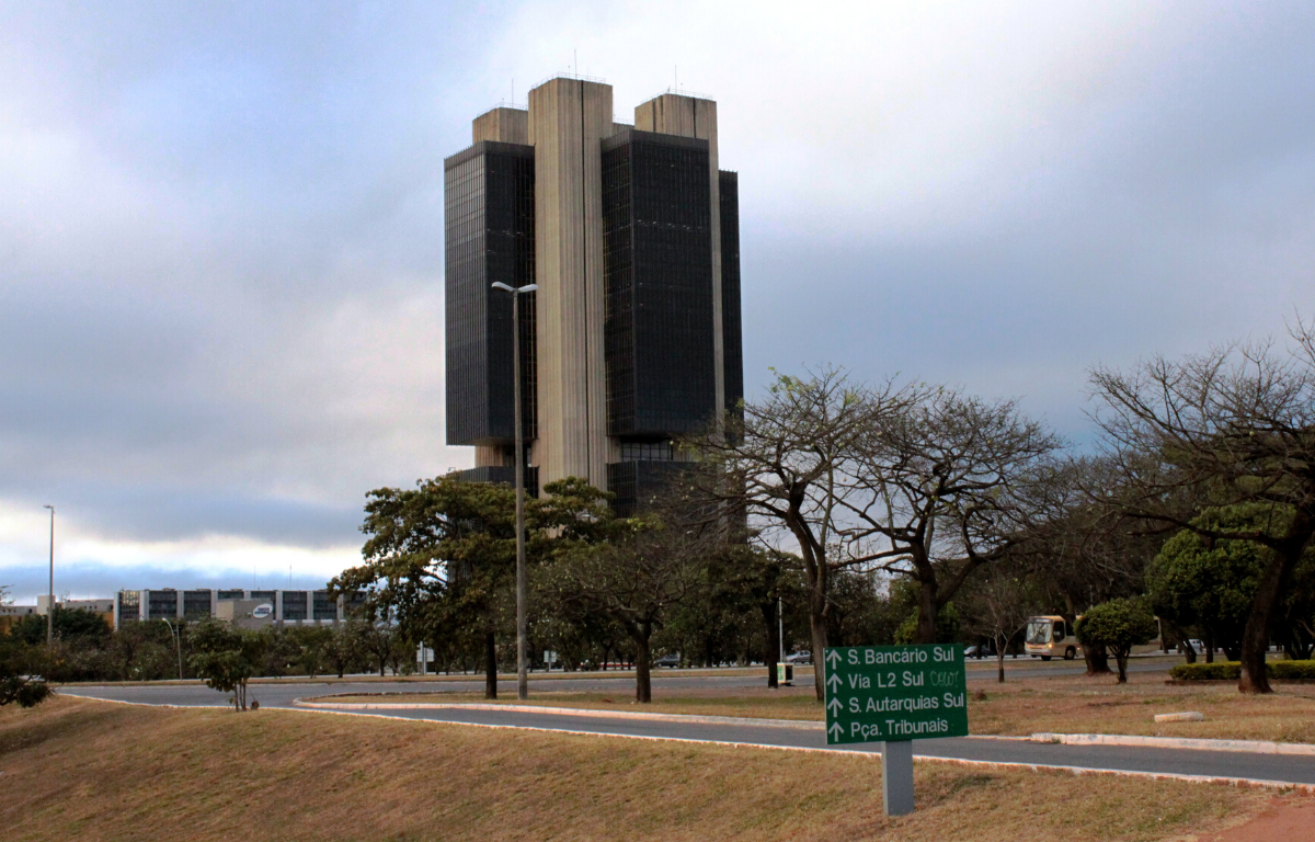 Concurso Bacen: autonomia deve ser aprovada em fevereiro, diz Rodrigo Maia