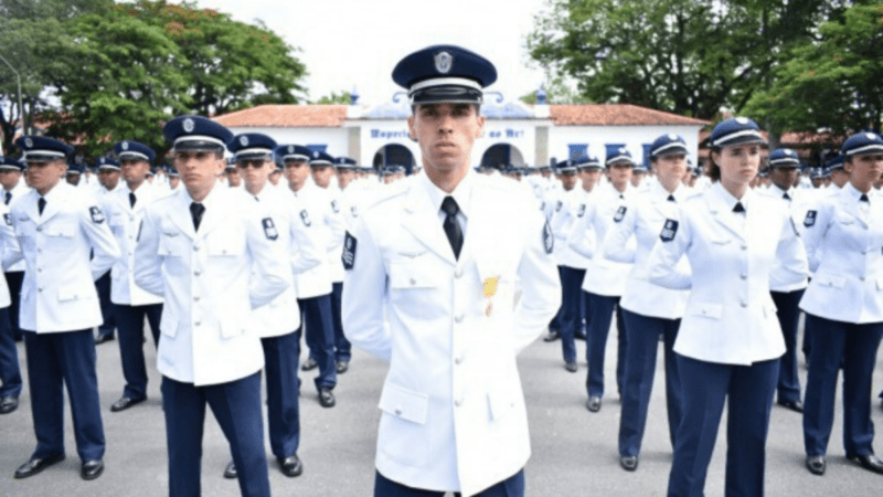 Concurso Aeronáutica reúne 156 vagas para cargo de sargento