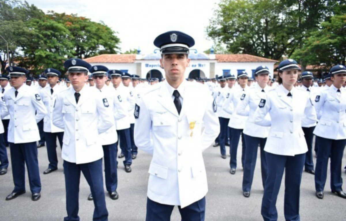 Concurso Aeronáutica reúne 156 vagas para cargo de sargento