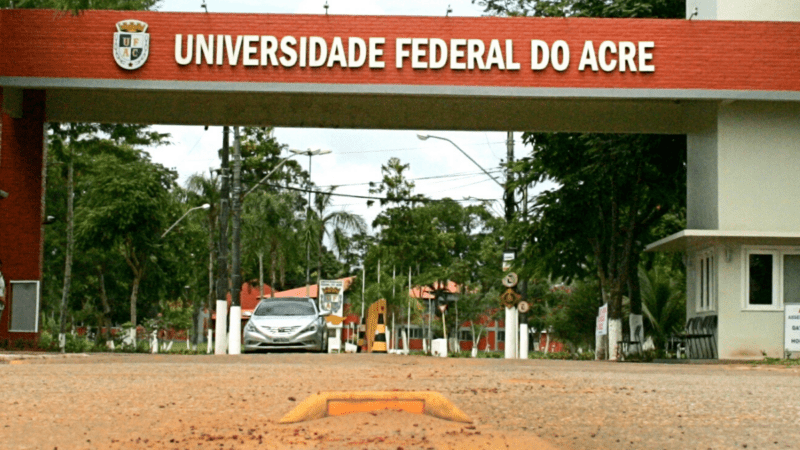 Concurso UFAC reúne oportunidades para técnico-administrativo