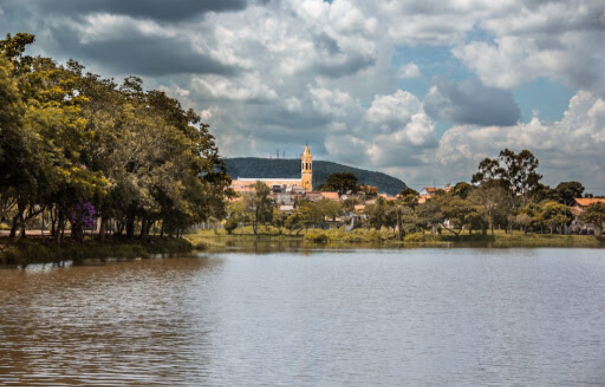 Concurso de Araçoiaba da Serra SP: inscrições abertas para 25 vagas