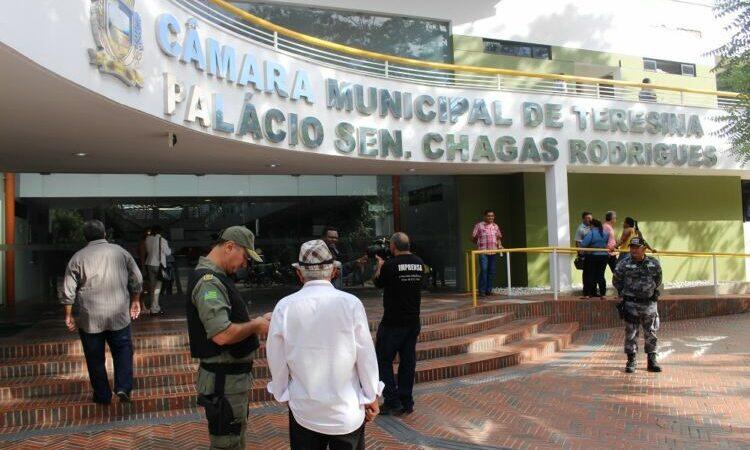 Câmara de Teresina (PI) adia prova em virtude do atual cenário da pandemia