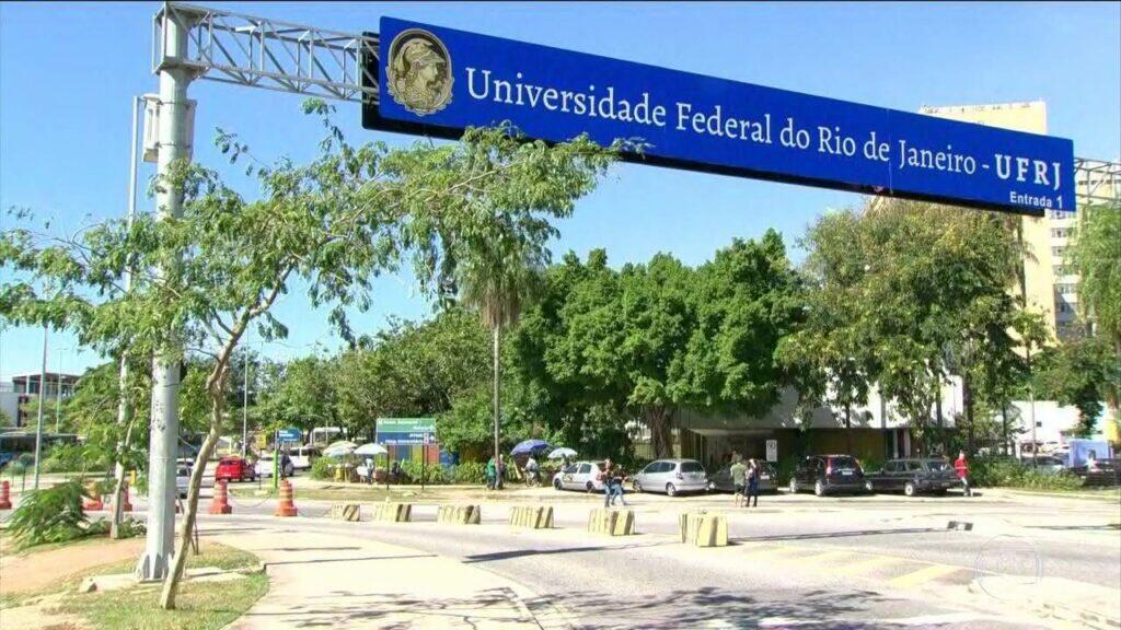 Concurso UFRJ: saiu o edital; mais de 100 vagas para área administrativa