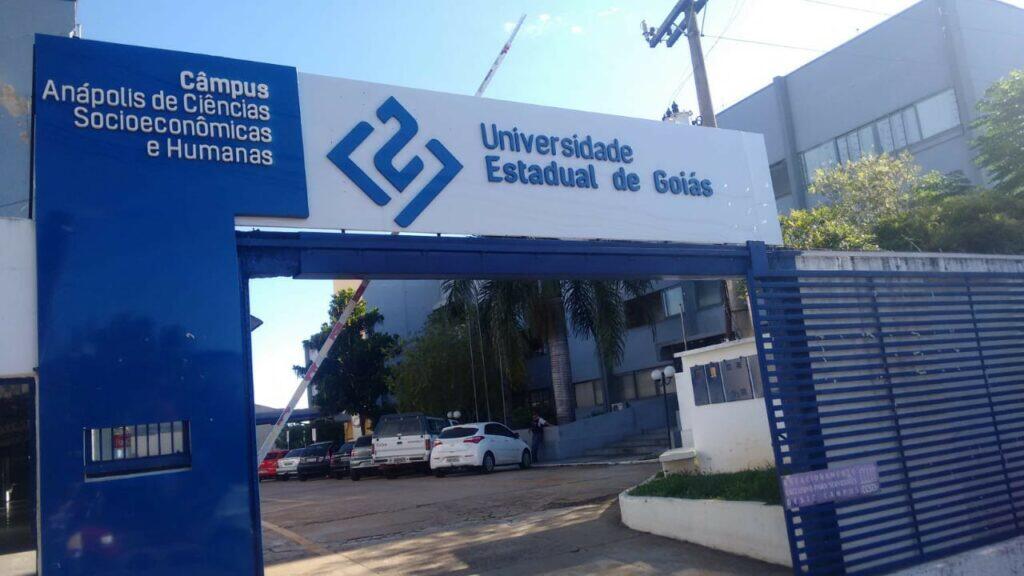 Concurso UEG: edital aberto para professor; 94 vagas