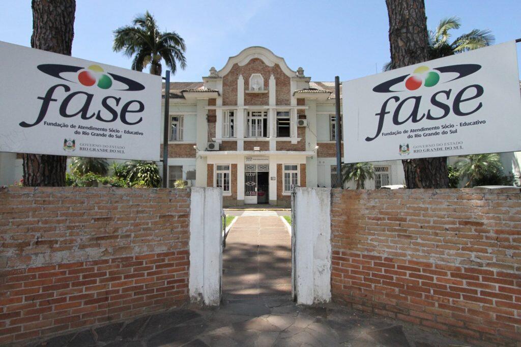 Concurso FASE RS: saiu o edital; 86 vagas e iniciais de até R$ 4.2 mil